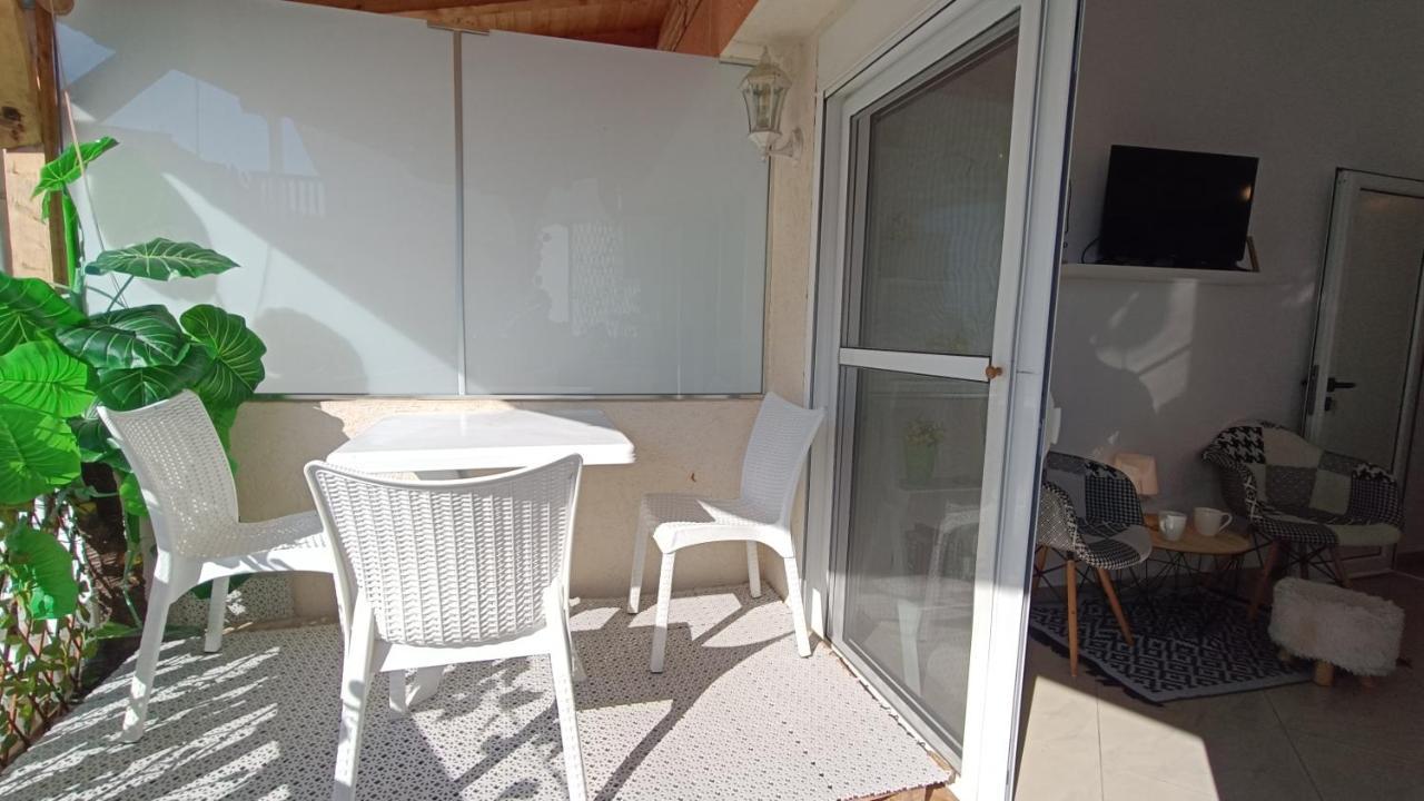 Beach Apartment With Beach Chairs N.1 Utjeha Zewnętrze zdjęcie