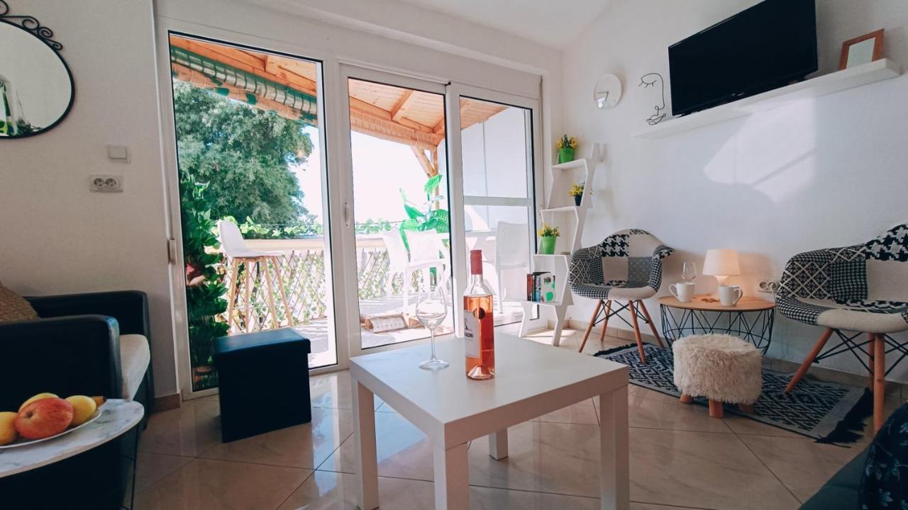 Beach Apartment With Beach Chairs N.1 Utjeha Zewnętrze zdjęcie