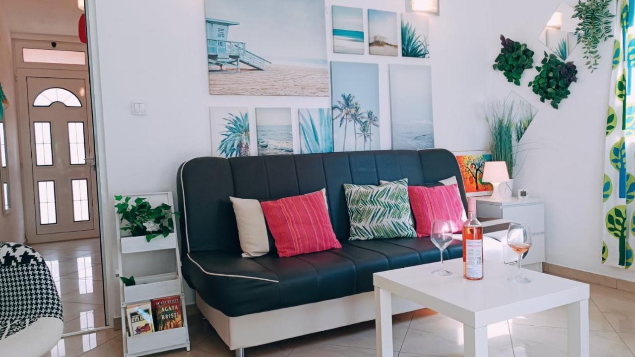 Beach Apartment With Beach Chairs N.1 Utjeha Zewnętrze zdjęcie