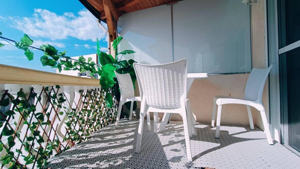 Beach Apartment With Beach Chairs N.1 Utjeha Zewnętrze zdjęcie